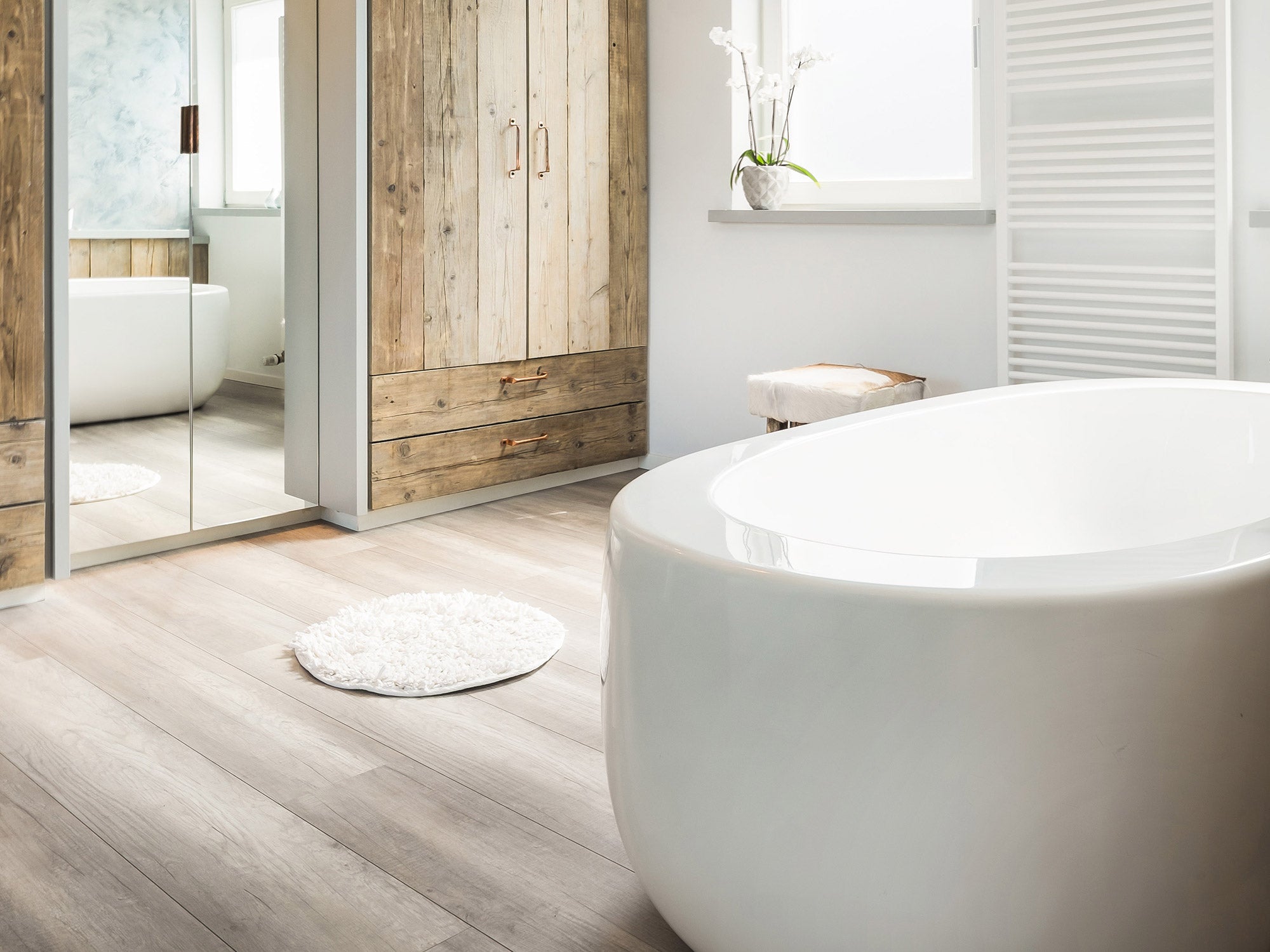 SILVER MOON | Resilient WPC by Pravada Floors