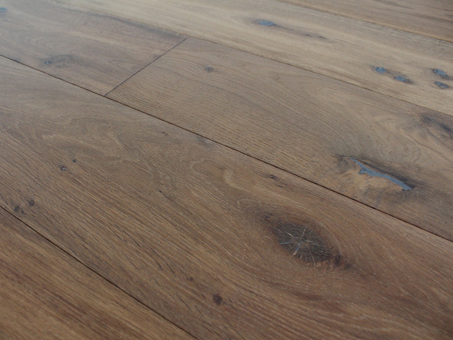 AGED LEATHER | Engineered Hardwood by Pravada Floors