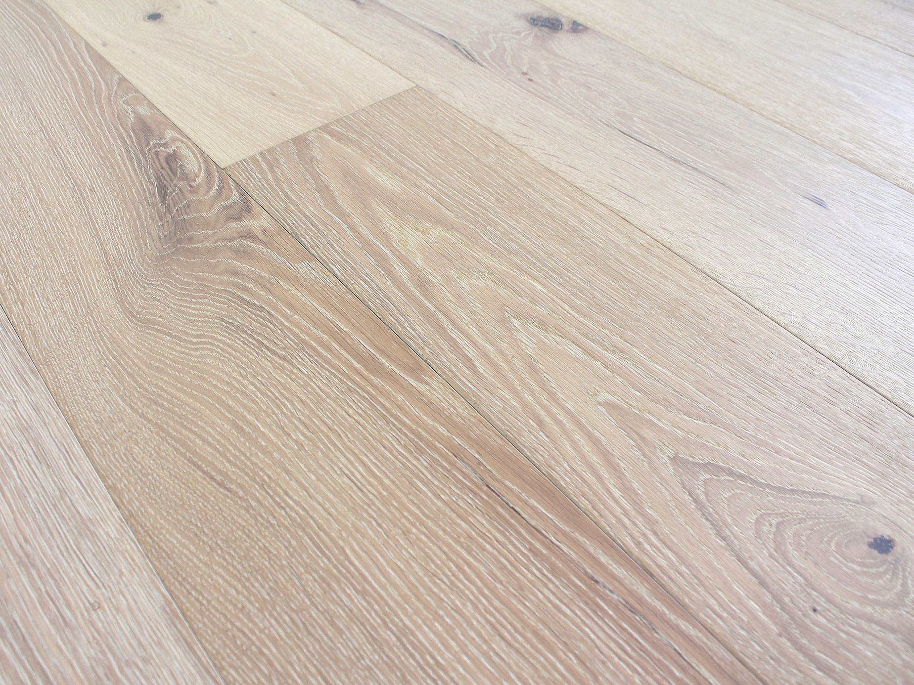 CHATEAU BLANC | Engineered Hardwood by Pravada Floors