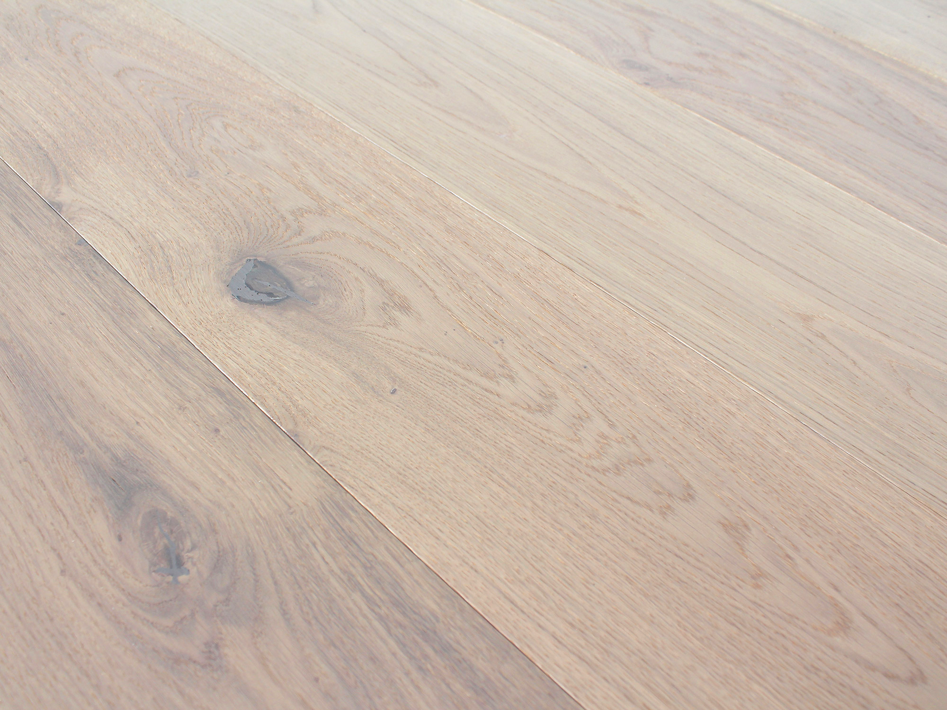 CHIFFON DRAPE | Engineered Hardwood by Pravada Floors