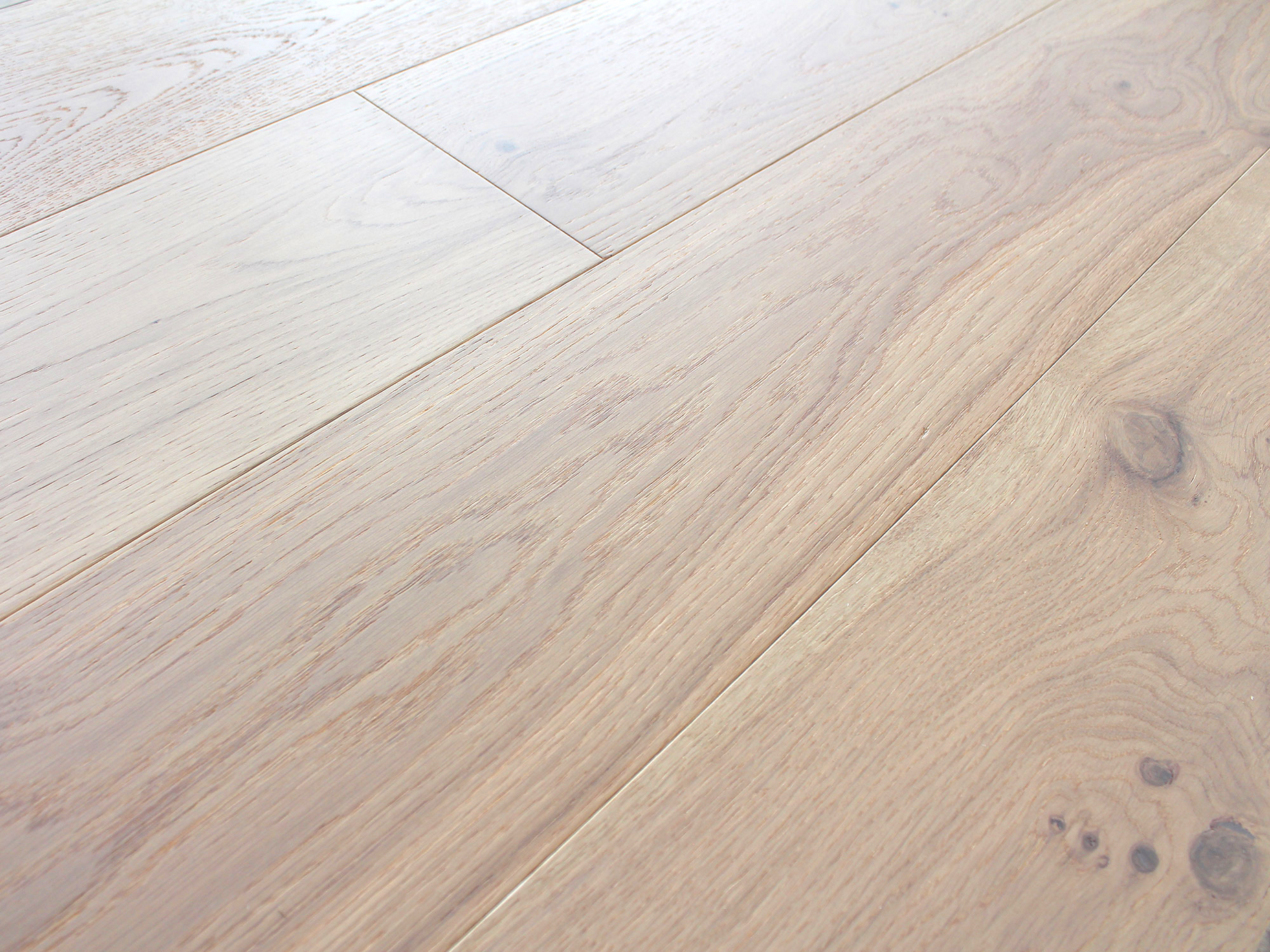 CHIFFON DRAPE | Engineered Hardwood by Pravada Floors