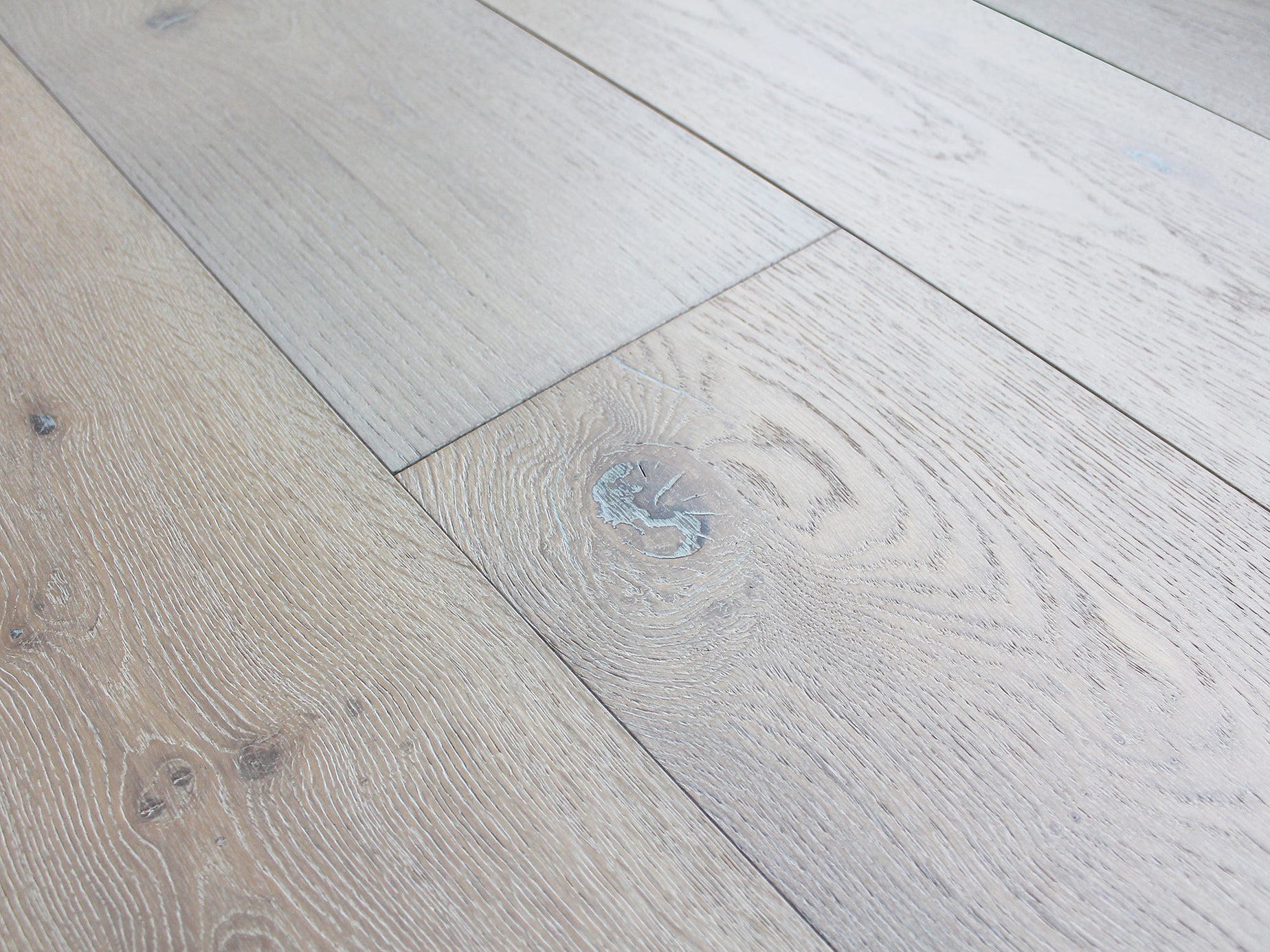 DUVET | Engineered Hardwood by Pravada Floors