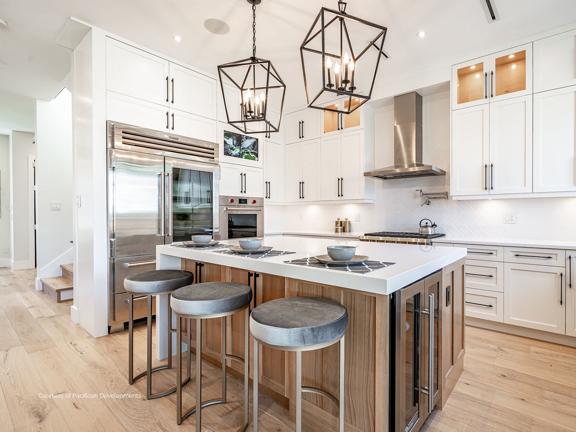 PALETTE | Engineered Hardwood by Pravada Floors