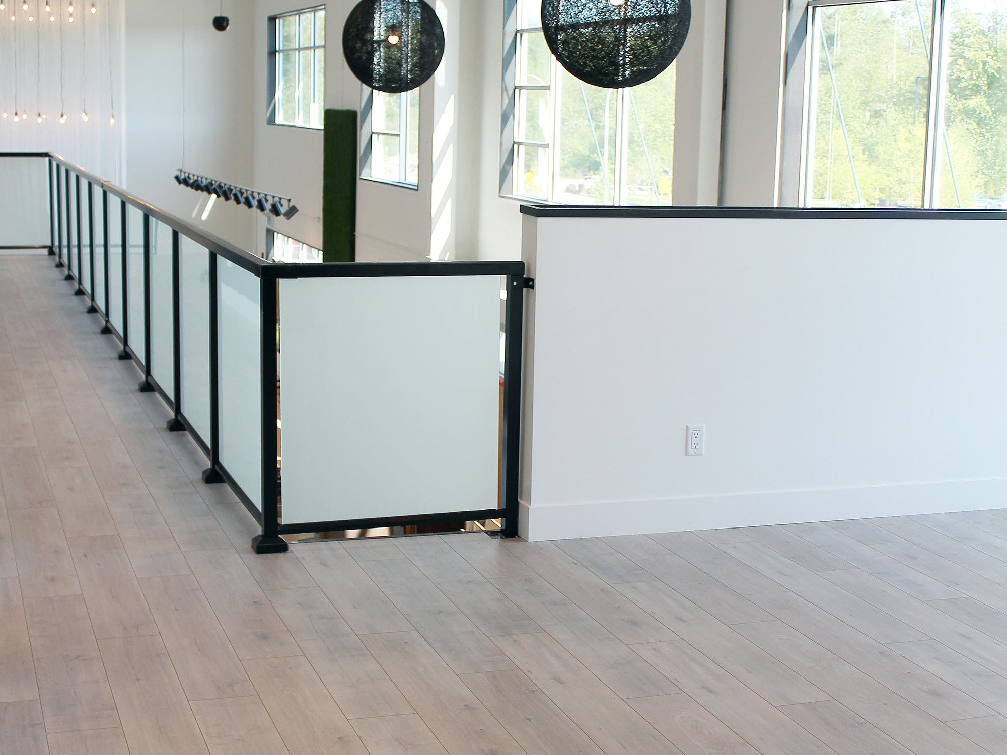 ICED MINK | Luxury Laminate by Pravada Floors