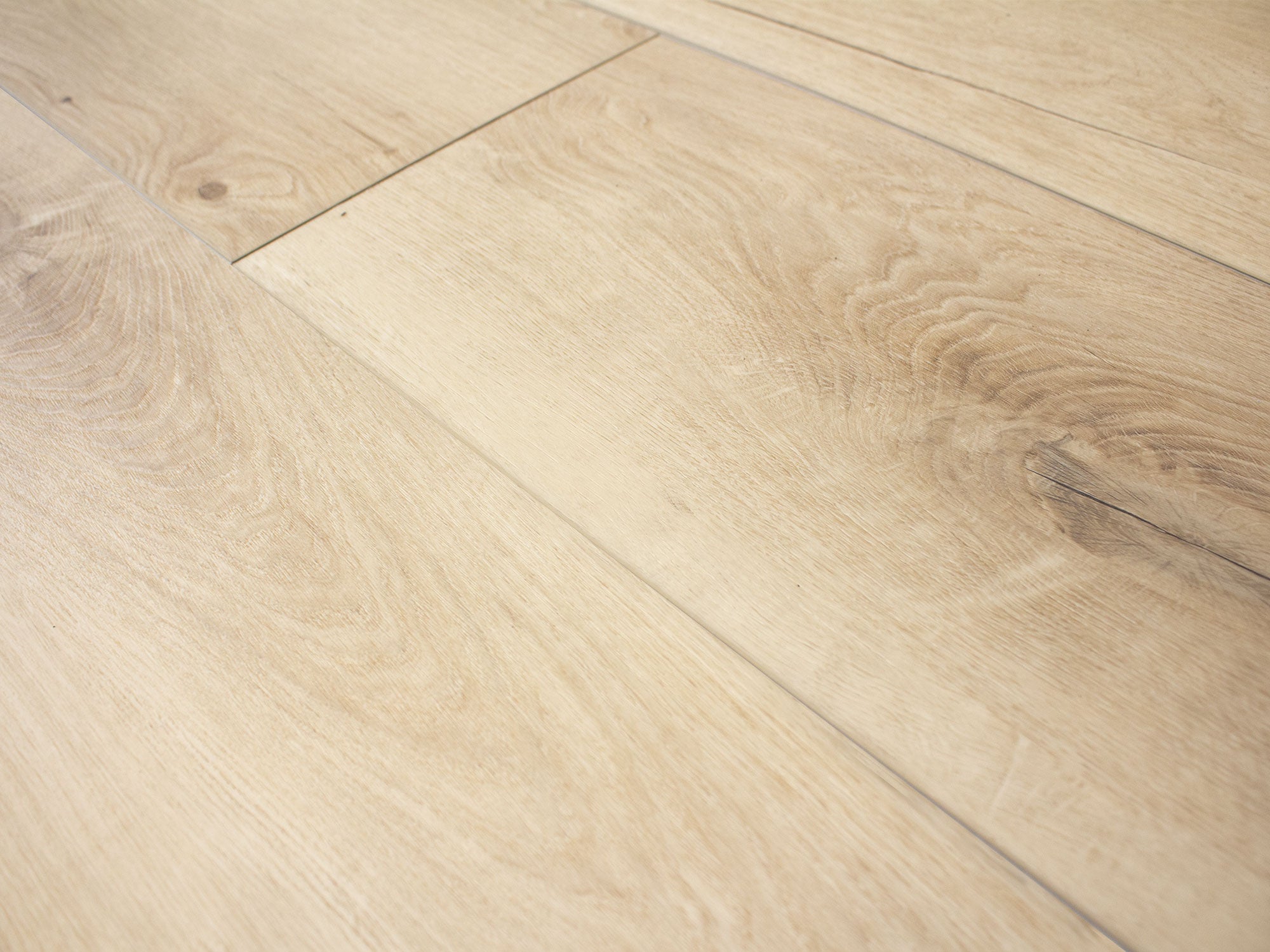 HORIZON | Waterproof SPC by Pravada Floors